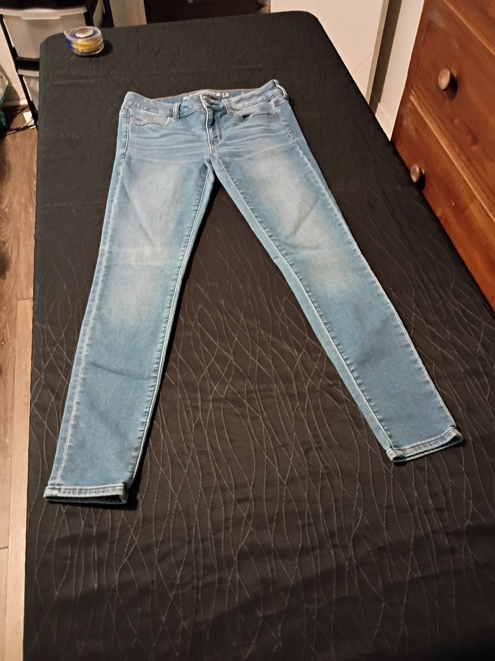 American Eagle Outfitters Light Blue Skinny Jeans